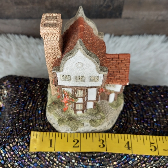 Suffolk House by David Winter - Picture 12 of 12